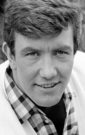 Альберт Финни