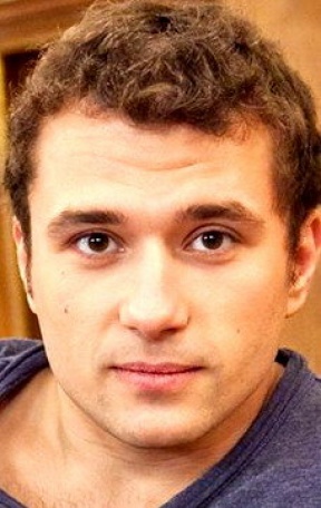 Александр Якин