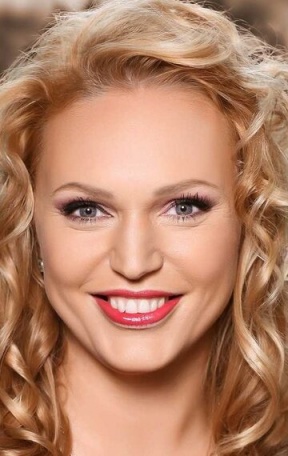 Алла Довлатова