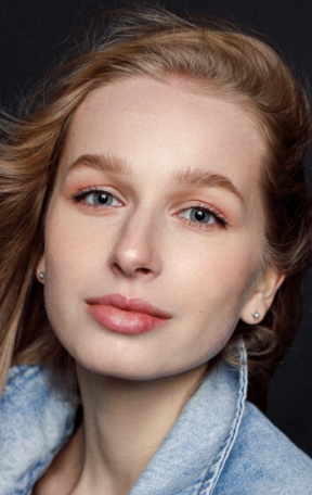 Дарья Отрошко