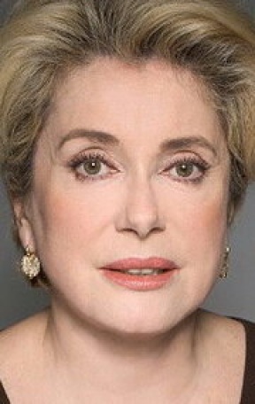 Катрин Денев