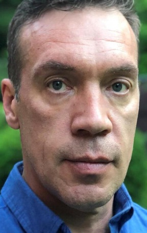 Олег Чернов