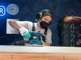 Девушка, которая не боится ремонта. Катя Панкова