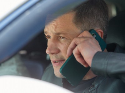 Под маской любви