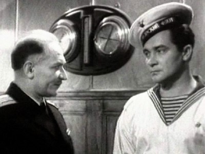 Тень у пирса