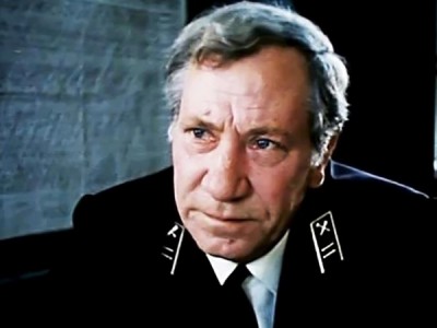 Остановился поезд