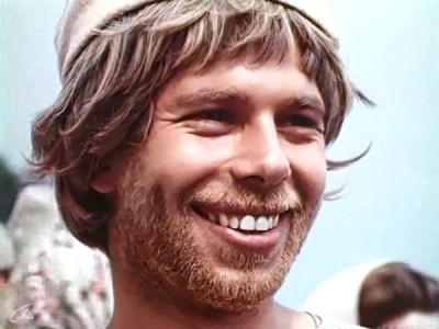 Туфли с золотыми пряжками