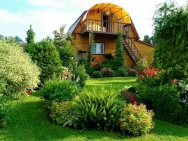 Дома напоказ