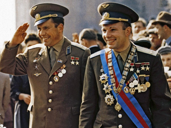 Гагарин. Второй виток вокруг Земли