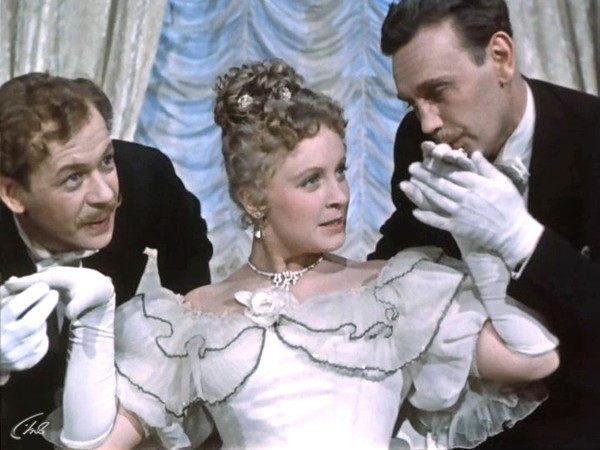 Анна на шее