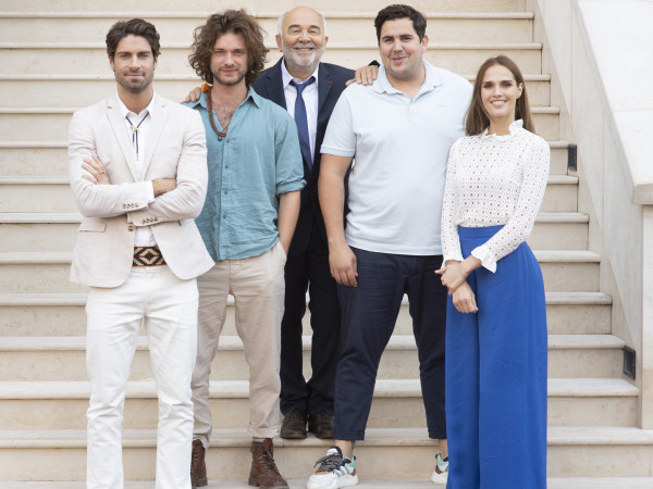 Мажоры на мели (2)