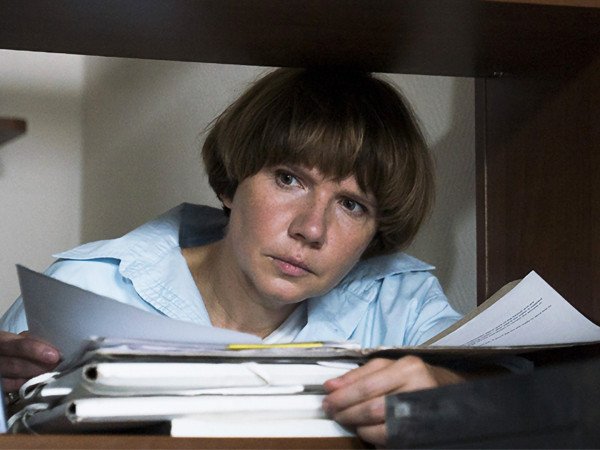 Соколова подозревает всех