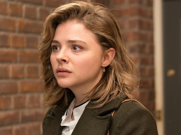 В объятиях лжи