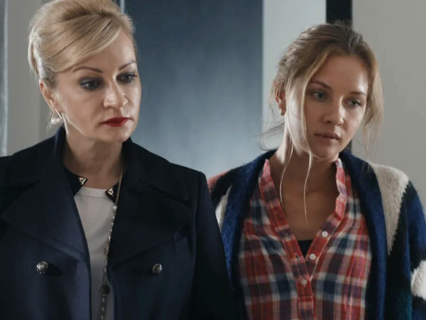 Жена по совместительству