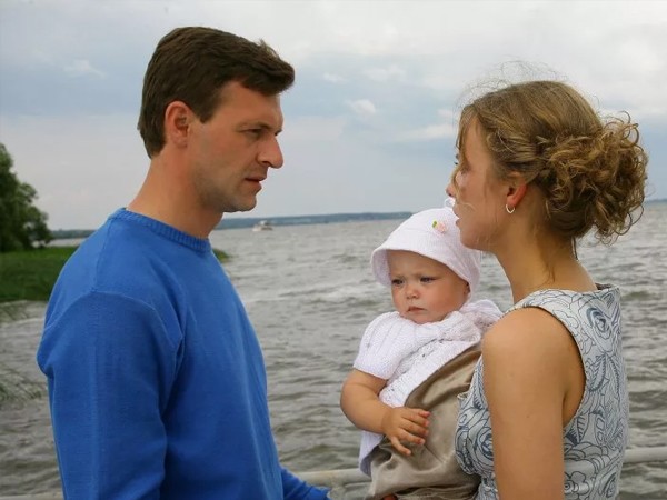 В полдень на пристани