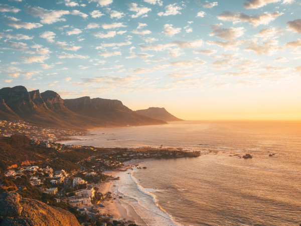 ЮАР — На спине дракона