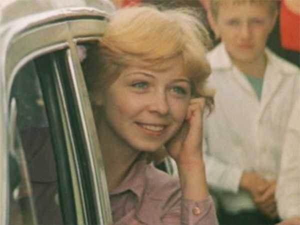 Молодая жена (4)