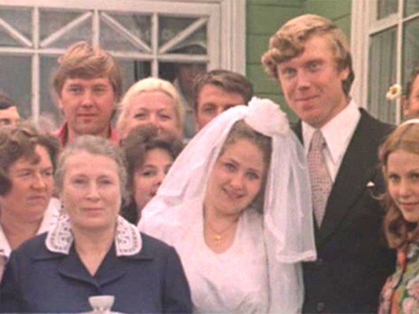 Молодая жена (2)