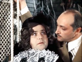 Здравствуйте, я ваша тетя!