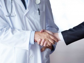 Доктор на работе