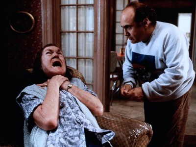 Сбрось маму с поезда