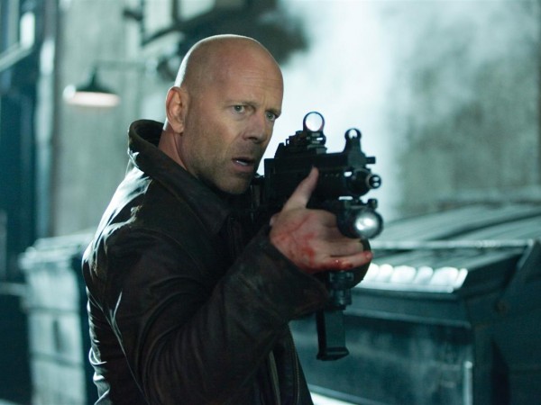 Крепкий орешек 4.0 (4)