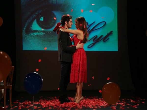 Любовь не понимает слов (3)