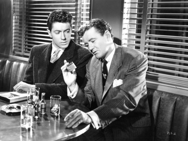 Незнакомцы в поезде (3)