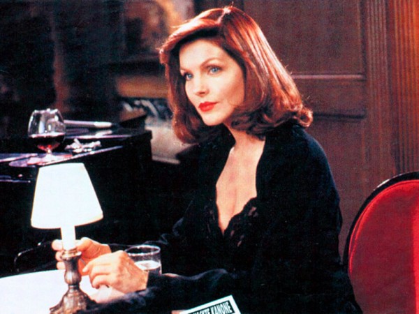 Голый пистолет 2 1/2: Запах страха (6)