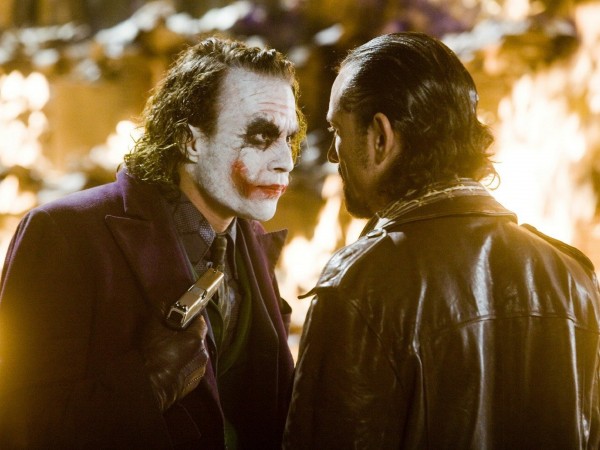 Темный рыцарь (2)