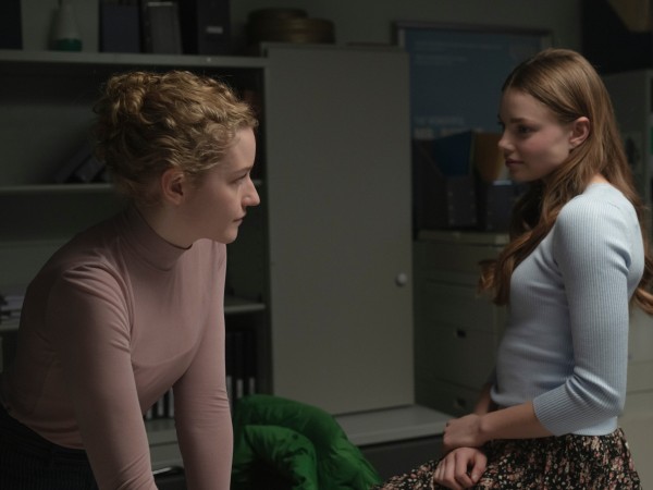 Ассистентка (2)