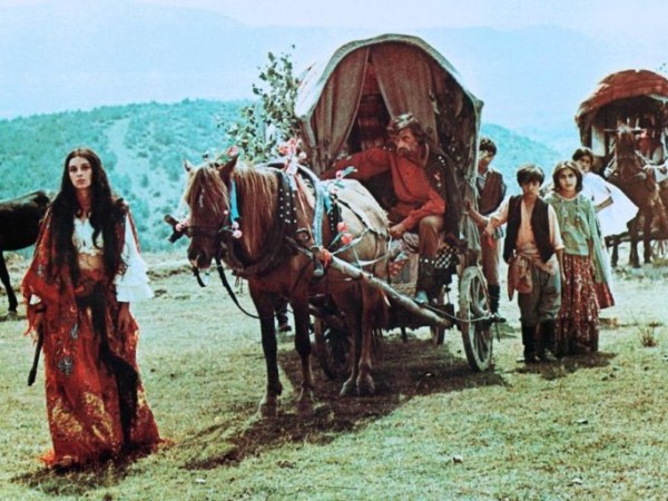 Табор уходит в небо (3)