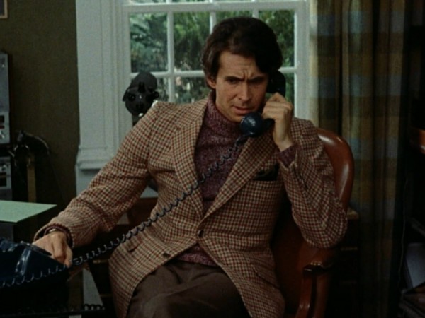 Враг за дверью (2)