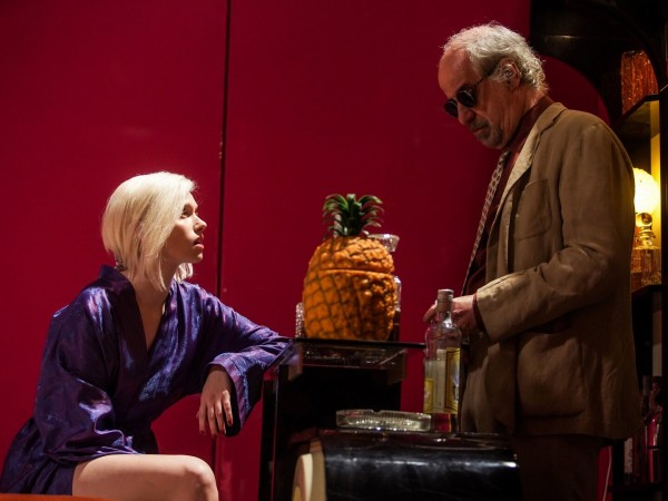 Девушка в лабиринте (5)