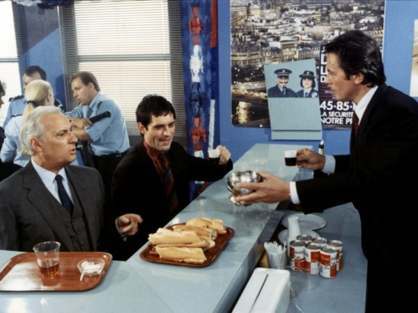 Не будите спящего полицейского (2)