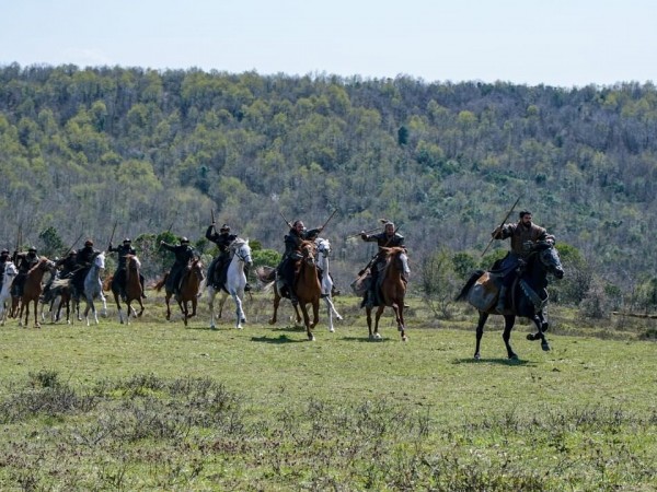 Основание: Осман (4)