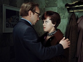 Служебный роман