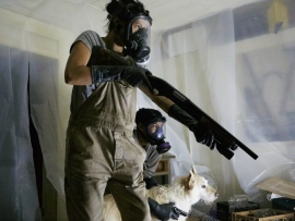 Оно приходит ночью